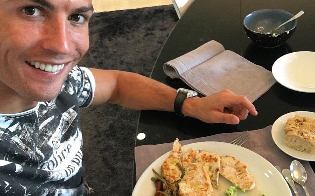 EL PEZ ESPADA, CLAVE EN LA DIETA DE CRISTIANO RONALDO PARA MANTENERSE EN LA ÉLITE DEL DEPORTE