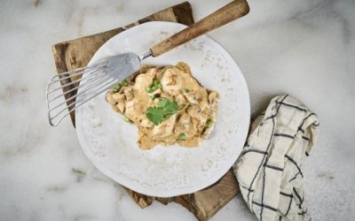 Tintorera con salsa de crema de champiñones